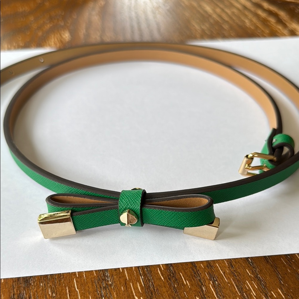 Elegant Green Bow Belt